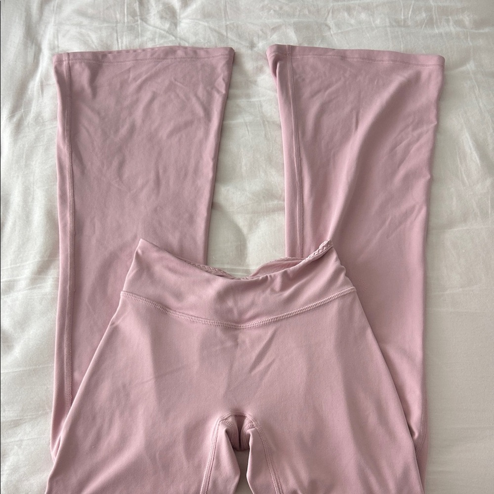 PINK flare leggings